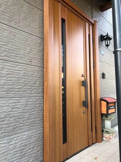 扶桑町 Ｔ様邸 玄関ドア取替え施工事例