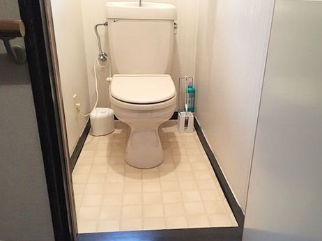 トイレリフォーム施工前